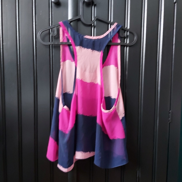 🌱 Forever 21 Sheer Singlet - Picture 3 of 4